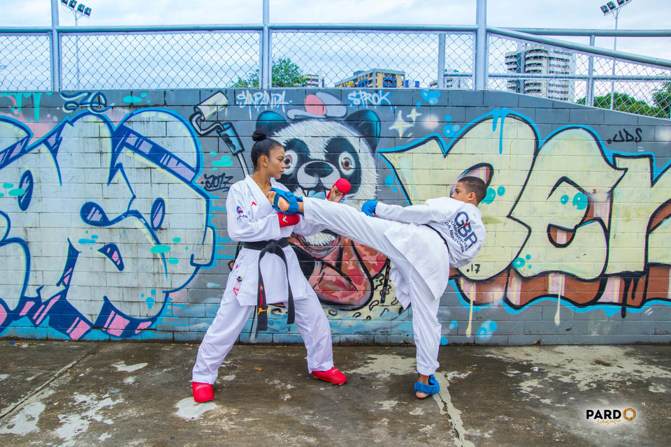 Família que luta unida permanece unida!